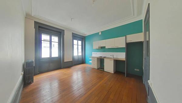Appartement 4 pièces                                        - 42000 Saint-Étienne Réf : 11358
