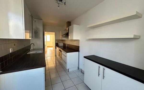 Appartement à louer    4 pièces •  Lyon 3