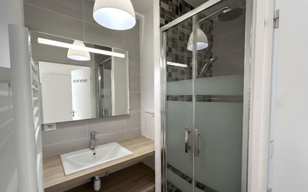 Appartement à louer    4 pièces •  Lyon 3