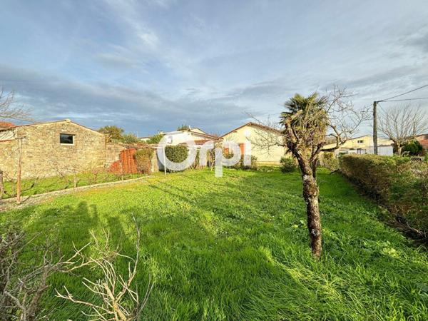 Terrain à vendre    Breuillet