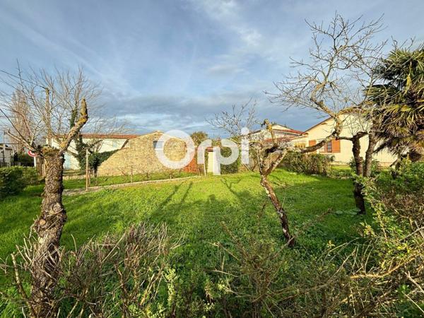 Terrain à vendre    Breuillet