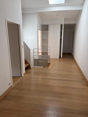 Maison
         5 pièces
        - 143 m² 340 000 €*