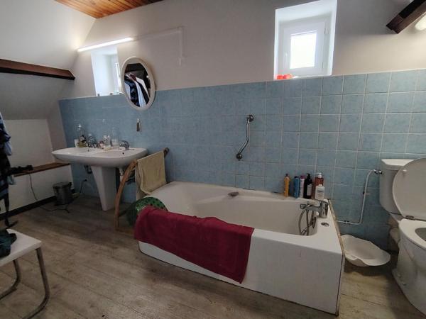 Maison à LE HOMMET-D'ARTHENAY, 50620 - 6 pièces 110m²