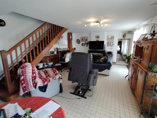 Maison à LE HOMMET-D'ARTHENAY, 50620 - 6 pièces 110m²