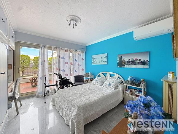 À vendre : Appartement 4 pièces avec vue mer à Juan-les-Pins