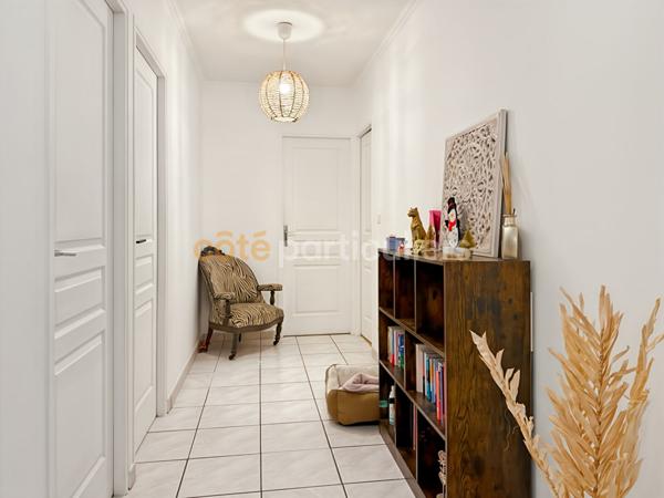 Vente Appartement115,6 m² - 5 Pièces - BRIE COMTE ROBERT (77170)