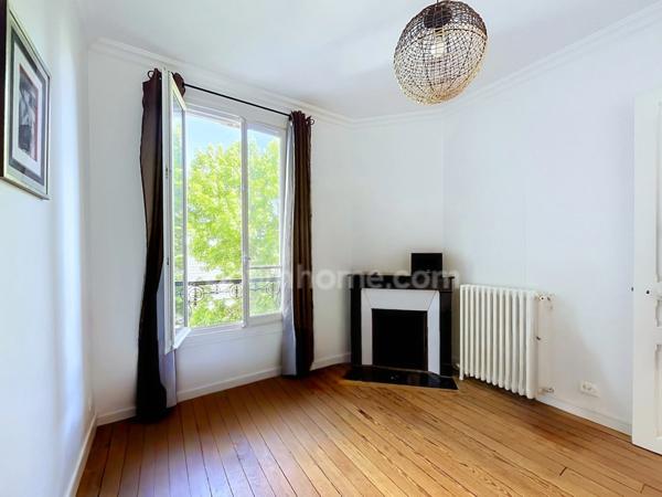 Appartement 5 pièces de caractère à 5 minutes de gare de la Garenne-Colombes et des commerces