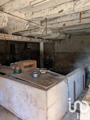 Grange 4 pièces de 230 m² à Saint-Cyprien (24220)