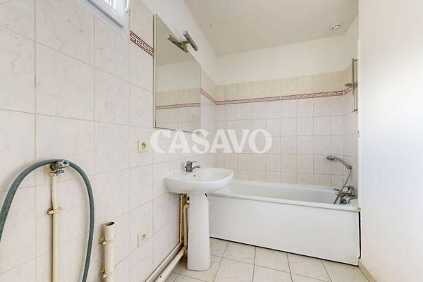 Vente Maison 5 pièces de 97m² - 77100 Meaux