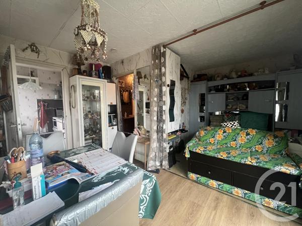 Appartement F1 à vendre  1 pièce - 29,01 m2 LA VARENNE ST HILAIRE - 94