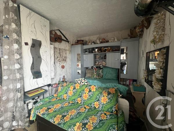 Appartement F1 à vendre  1 pièce - 29,01 m2 LA VARENNE ST HILAIRE - 94