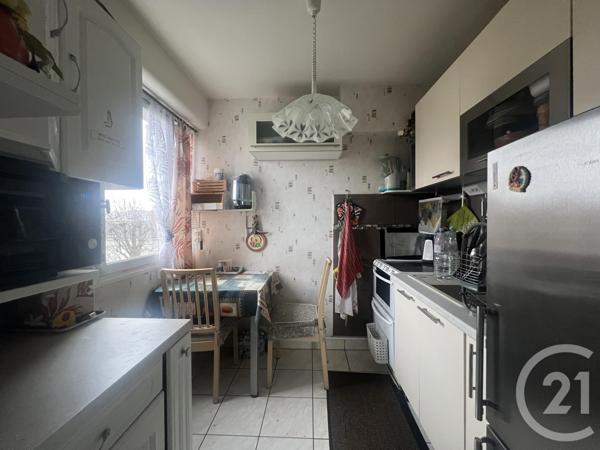 Appartement F1 à vendre  1 pièce - 29,01 m2 LA VARENNE ST HILAIRE - 94