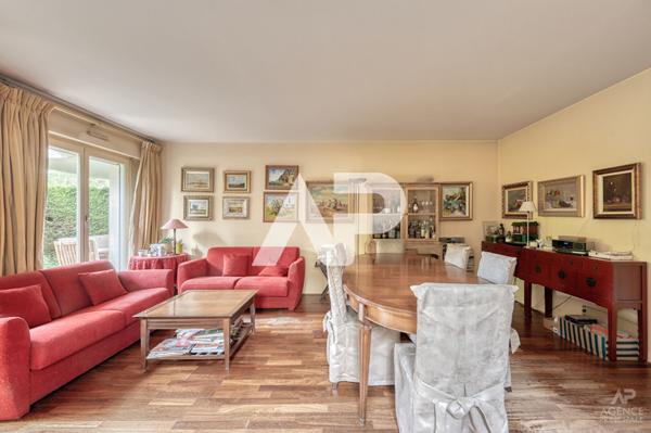 Appartement Rueil Malmaison 4 pièce(s) 105.56 m2 €570 000 ** - Référence 19509
