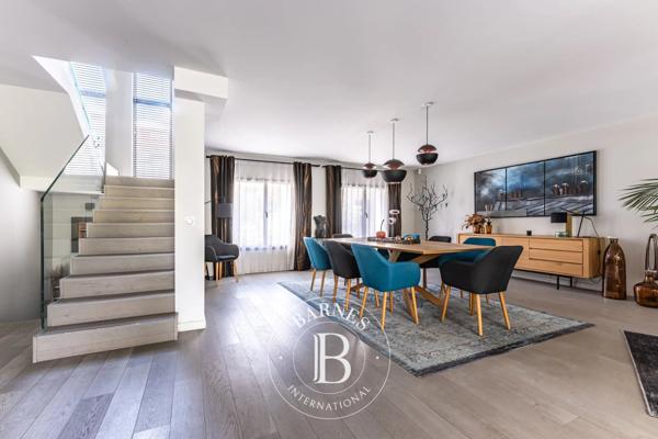 Colombes, Maison 4 Chambres -  293 m² à vendre