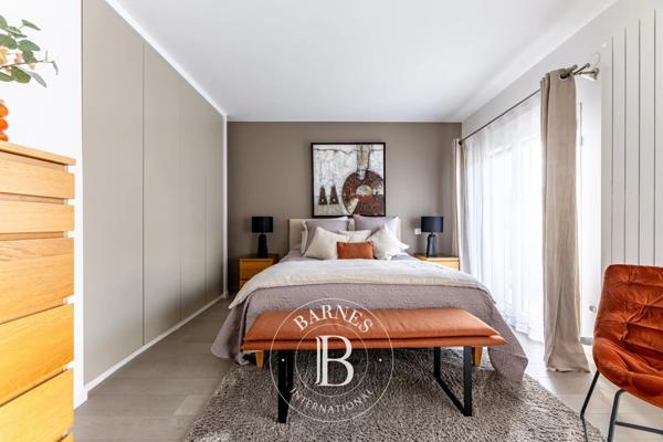 Colombes, Maison 4 Chambres -  293 m² à vendre