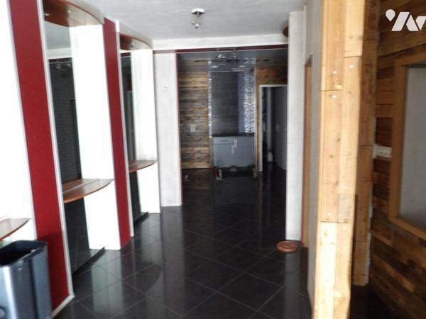 EN EXCLUSIVITE Centre ville BRUAY LA BUISSIERE, Immeuble à usage mixte commerce et habitation