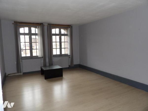 EN EXCLUSIVITE Centre ville BRUAY LA BUISSIERE, Immeuble à usage mixte commerce et habitation