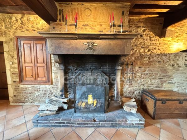 Maison à vendre 10 pièces - 300 m² - Terrain 1000m² - CUISERY (71) proche Tournus