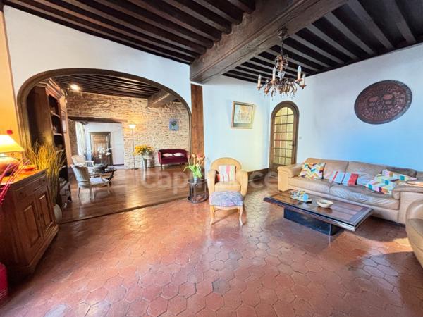 Maison à vendre 10 pièces - 300 m² - Terrain 1000m² - CUISERY (71) proche Tournus