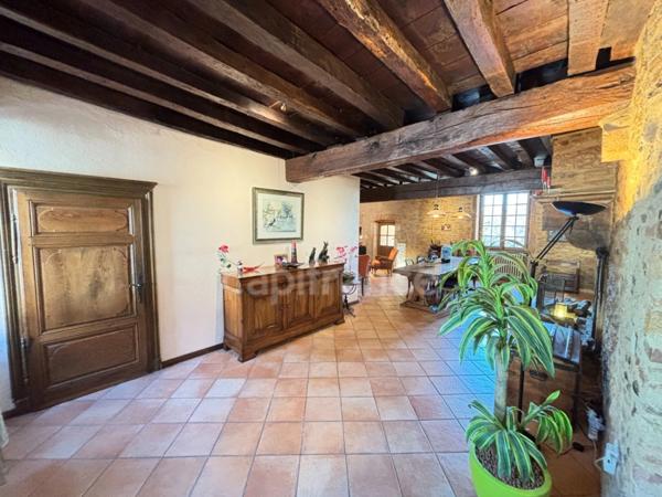 Maison à vendre 10 pièces - 300 m² - Terrain 1000m² - CUISERY (71) proche Tournus