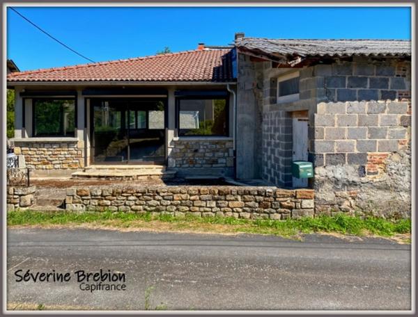 Maison spacieuse avec terrasse – Peschadoires, à 5 min de Thiers
