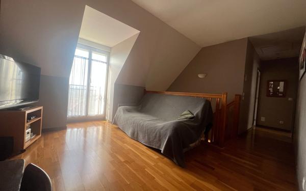 Maison à vendre    6 pièces • 133 m2 Vaux-sur-Seine