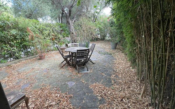 Maison à vendre    3 pièces •  Antibes