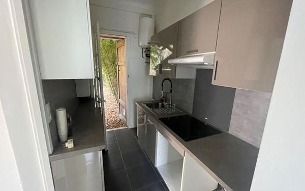 Maison à vendre    3 pièces •  Antibes