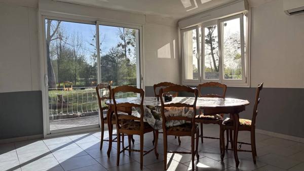Maison avec moulin