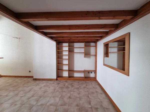 APPARTEMENT T3 A LOUER - LYON 2EME ARRONDISSEMENT Bellecour-Sala 66.69 m 2 1 250 € charges comprises par mois