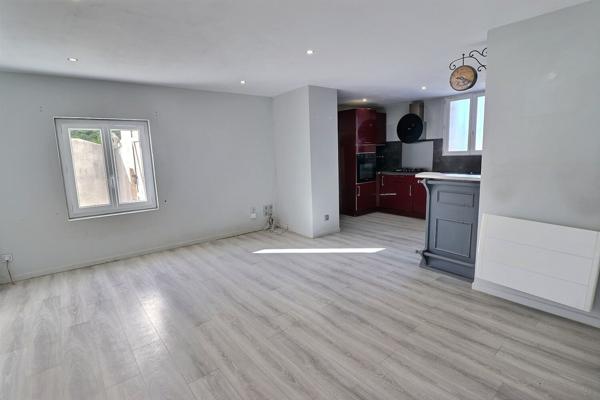 A VENDRE CARPENTRAS Maison 4 pièce(s) 85 m²