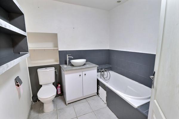 A VENDRE CARPENTRAS Maison 4 pièce(s) 85 m²