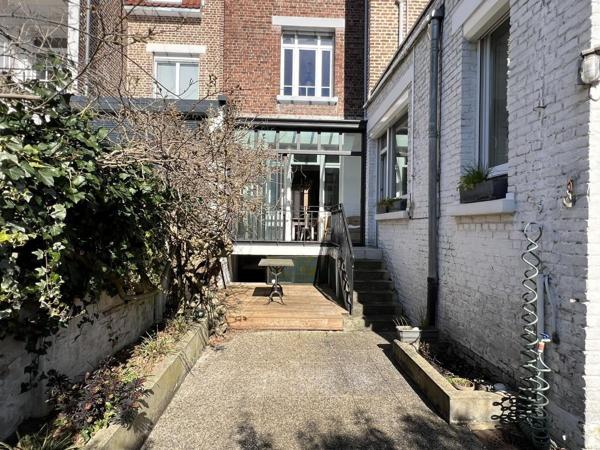 Maison à vendre à Marcq en Baroeul dans le Nord (59700), ref : 59200-321