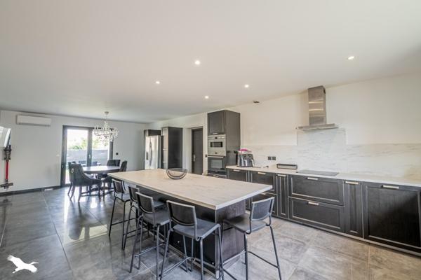 Maison à vendre |  Tresses |  7 pièces | 196 m²