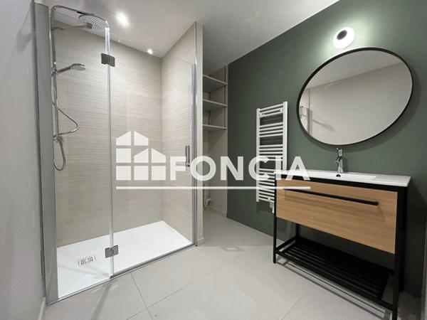 Location Appartement 3 pièces 68.4 m² - 8 RUE EMILE DUCLOS Poitiers 86000