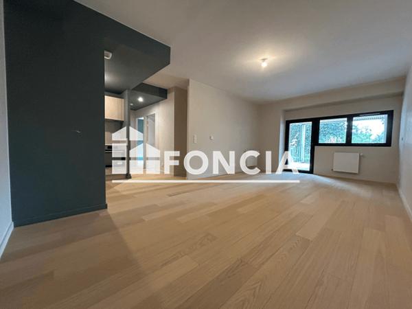 Location Appartement 3 pièces 68.4 m² - 8 RUE EMILE DUCLOS Poitiers 86000