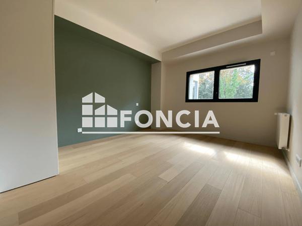 Location Appartement 3 pièces 68.4 m² - 8 RUE EMILE DUCLOS Poitiers 86000