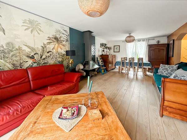 Maison Vaureal 8 pièce(s) 150 m2