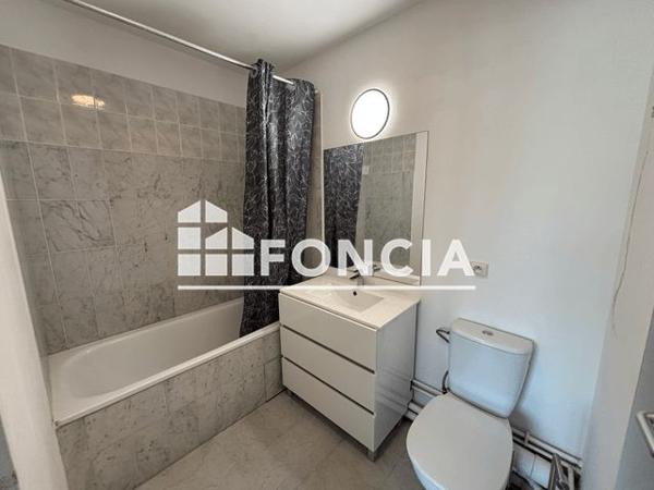 Location Appartement 2 pièces 42.29 m² - Montigny Le Bretonneux 78180