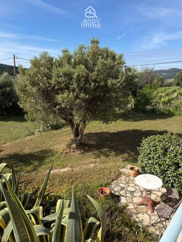 Villa
                                                                                                                                                                                                                                                                                                                        7 pièce(s)                                                                                                                                                                                                          4 chambre(s)                                                                                                                                                                                                          170  m²