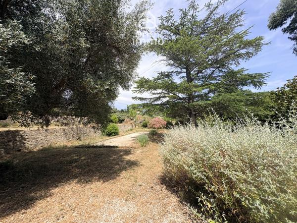 Villa
                                                                                                                                                                                                                                                                                                                        7 pièce(s)                                                                                                                                                                                                          4 chambre(s)                                                                                                                                                                                                          170  m²