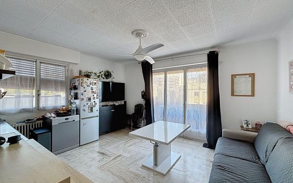 Appartement à vendre    2 pièces • 48,50 m2 Le Cannet