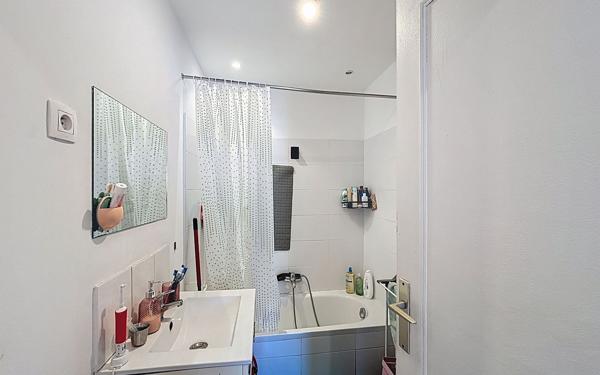 Appartement à vendre    2 pièces • 48,50 m2 Le Cannet