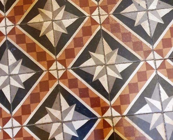 MAISON DE VILLE A RÉNOVER