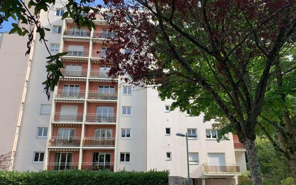 Appartement à louer    3 pièces • 79,28 m2 Nantes