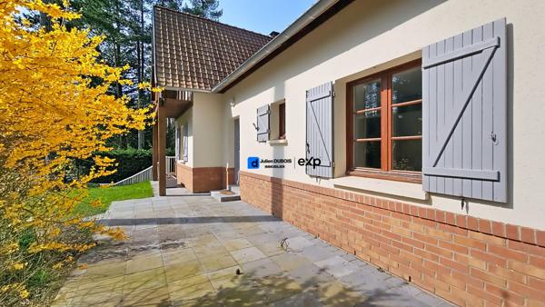 Élégante villa rénovée avec vue sur les pins