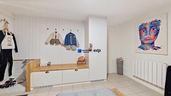 Élégante villa rénovée avec vue sur les pins