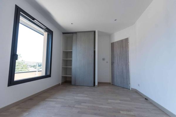 Appartement à louer - Saint-Jorioz 5 pièces de 128 m²