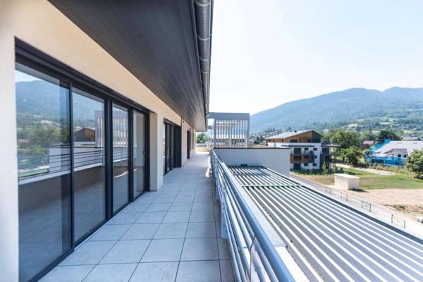 Appartement à louer - Saint-Jorioz 5 pièces de 128 m²