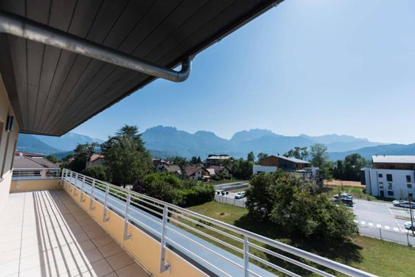 Appartement à louer - Saint-Jorioz 5 pièces de 128 m²